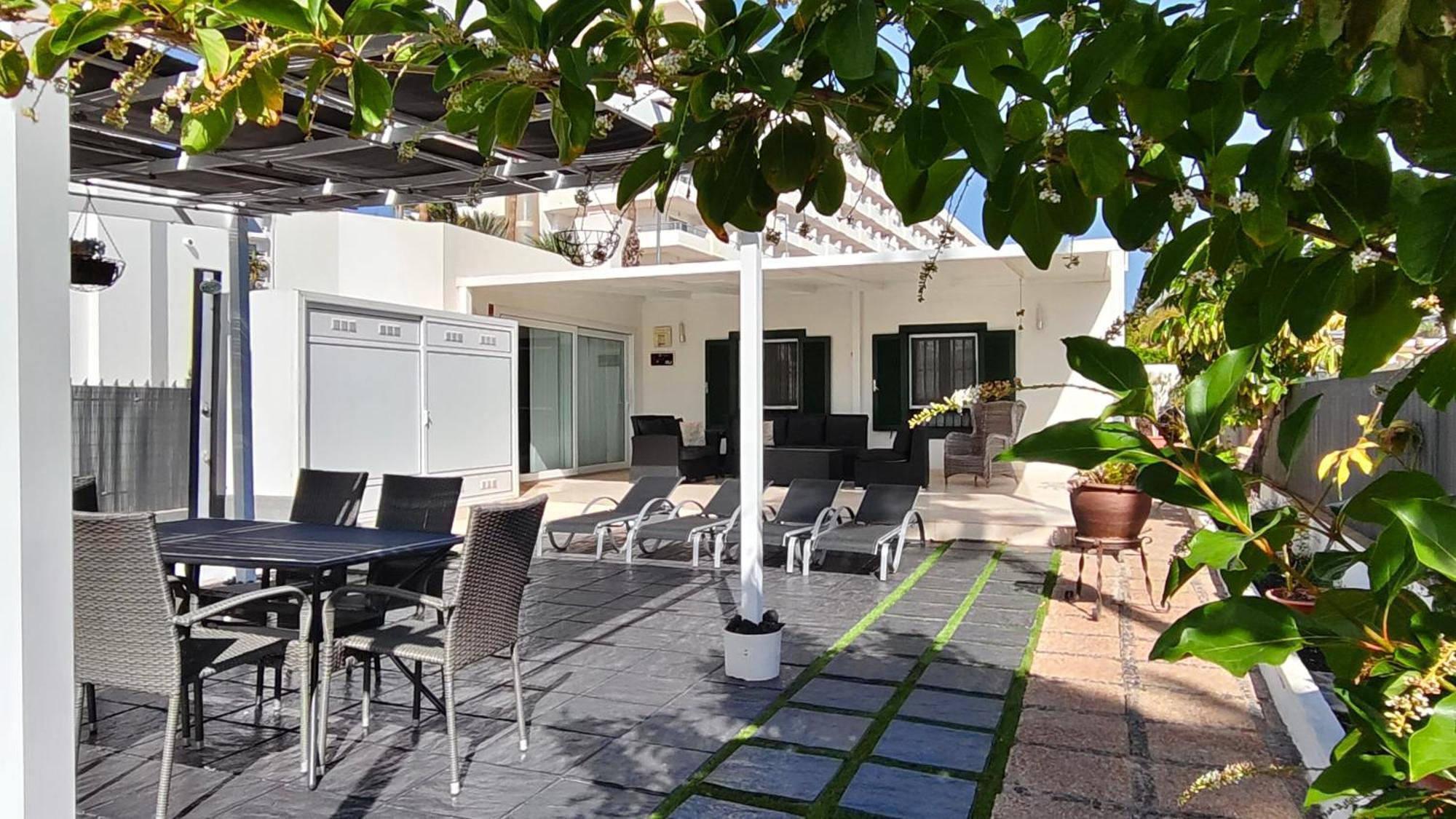 Club 14 By Pride Holiday Rentals Playa del Ingles  Exterior photo